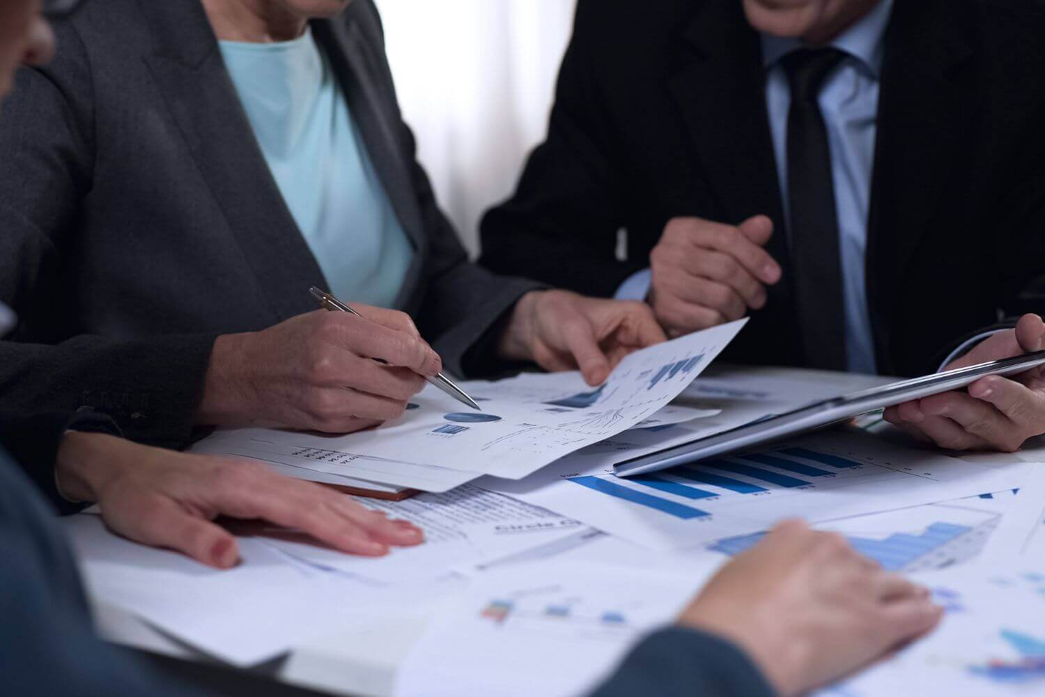 Image: business research. HMRC study and research into UK employment status discussed by experts